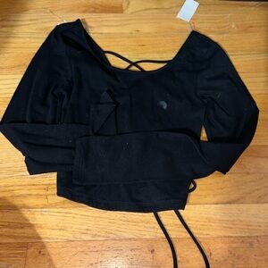 Black Tie long Sleeve